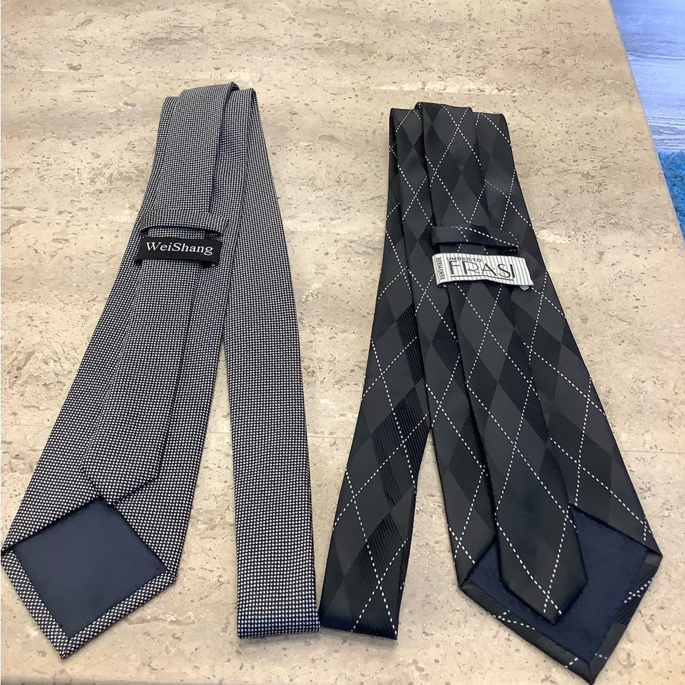 WeiShang & Umberto Frasi silk necktie bundle.